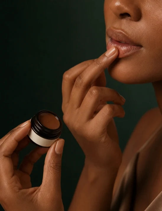 Castor Oil for Lips: Benefits & DIY Balms
