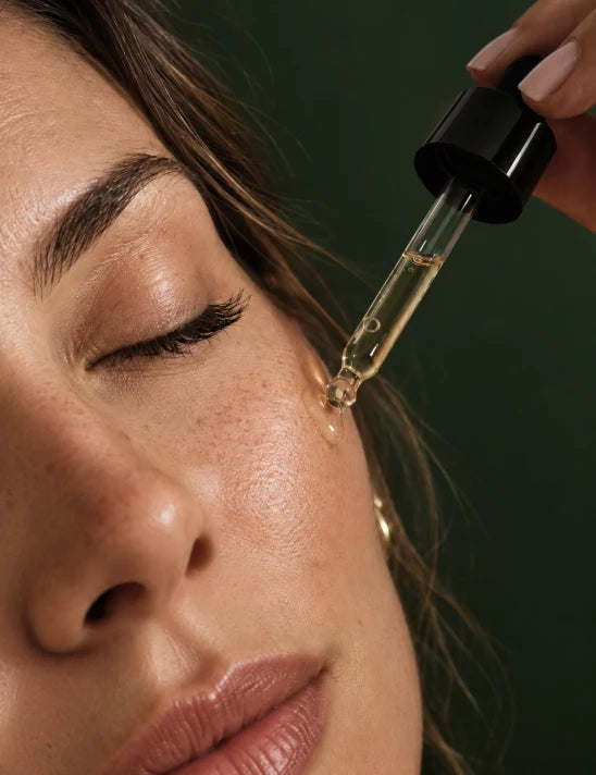 Facial Oil and Serum: How to Choose, Layer, and Use Both